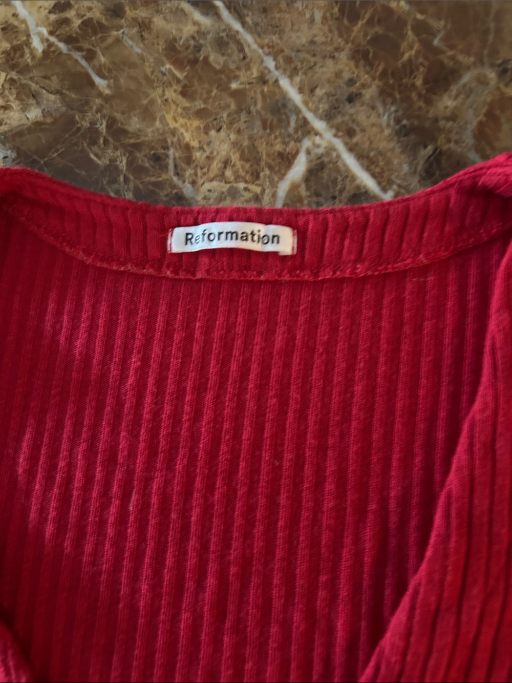 Reformation Red Ribbed V-Neck Button Crop Top - Picture 3 of 5
